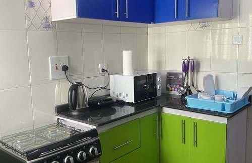 Uyo Casa | Mary's Court Cozy Apartments