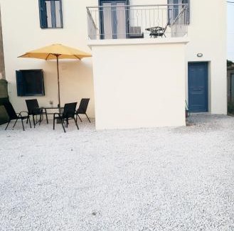 Atsiki Casa | Mary's home