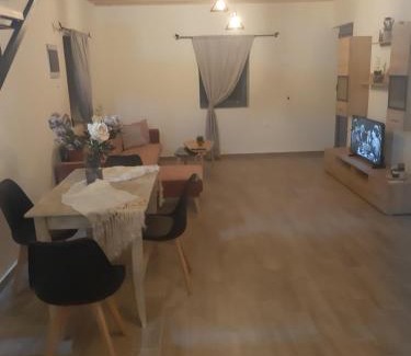 Atsiki Casa | Mary's home