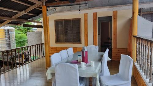 Dauin Casa | Mary's Homestay Apo island