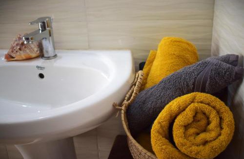 Bwejuu Beach Casa | Maryam Garden Apartments & Villa