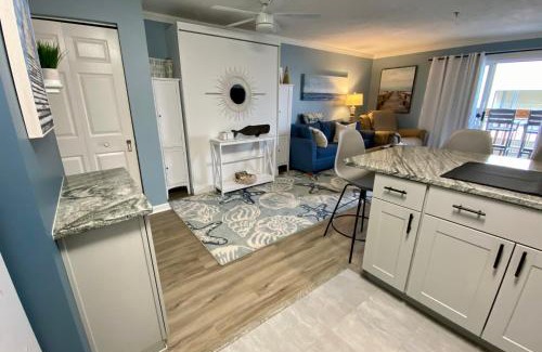 North Ocean City Apartamento | Marylander Condominiums, 90 steps from the beach