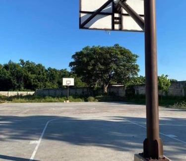 Lapu-Lapu Hotel | MaryneL Suites