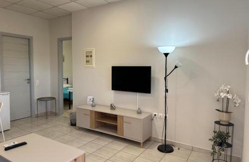 Markopoulon Apartamento | MarysApartments by the Airport