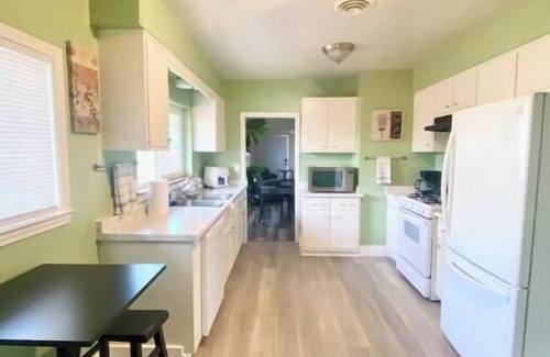 Yuba City Casa | Marysville 3 bedroom 4 beds 2 bath home-Oldest Little City Right in Town