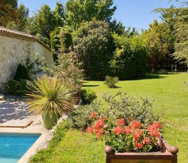 Saint-Cannat Cama Y Desayuno | Mas au Cœur de La Provence & SPA