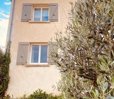 Drome Sud Provence Cama Y Desayuno | Mas Belvega