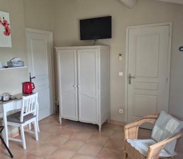 L'Isle-sur-la-Sorgue Cama Y Desayuno | Mas Clement - Chambre et table d'hôtes
