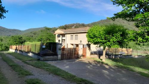 Sant Joan les Fonts Casa | Mas Espuña Turisme Entorn Rural