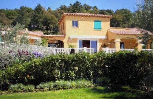 Preconil Otro | Mas Provencal Avec Piscine Dans son Écrin de Verdure de 1,7 ha