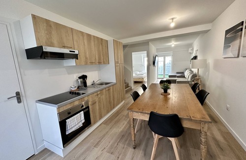 Centre Erlon Apartamento | Mascate, Appartement Avec Extérieur en Hyper-centre de Reims