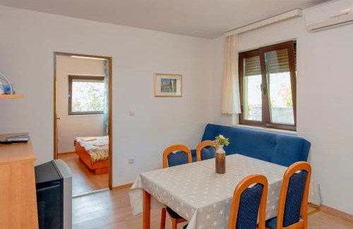 Stari Grad Apartamento | Maslina Apartments