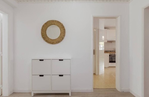 Massama Apartamento | Massamá 26 / free park on premises/ smart TV