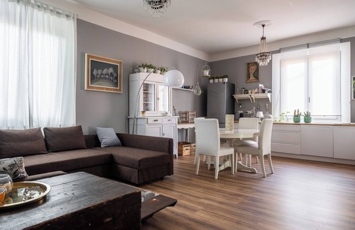 Scandellara Apartamento | Massarenti Elegant Apartment