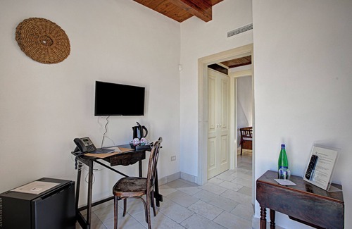 Villa Castelli Casa | Masseria Antoglia Ciliegio Classic Room, Villa Castelli, Italy