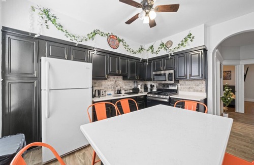 Bayonne Casa | Massive 4-Story Home|Sleeps 30 Near NYC & Hudson Park!