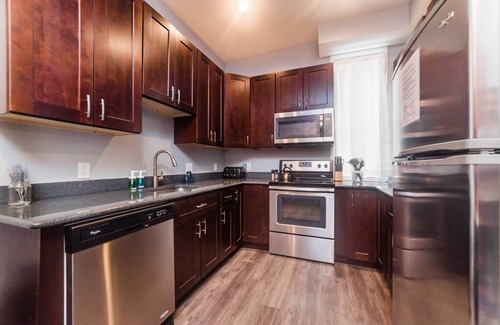 Manchester Apartamento | Massive Home - GroupStay - Parking & Location