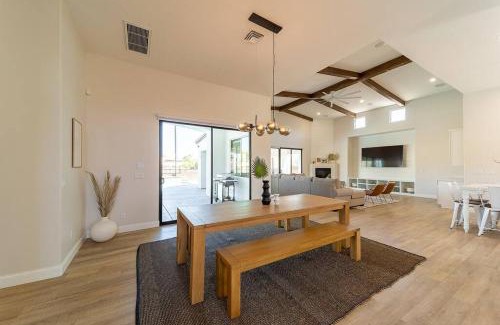 Lake Havasu City Casa | Massive & Luxurious 6br Lake Havasu Resort-style Oasis W Pool Casa Havasu By Boutiq