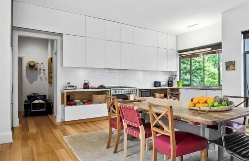 Elwood Apartamento | Massive Mitford! Large, Luxurious 1st Class 4 Bdrm