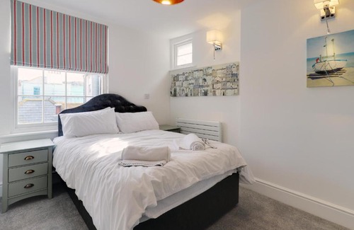 Old Town Hastings Casa | Master accommodation suite 6