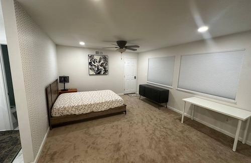 Rancho Bernardo Casa | Master bedroom-Rancho Bernardo