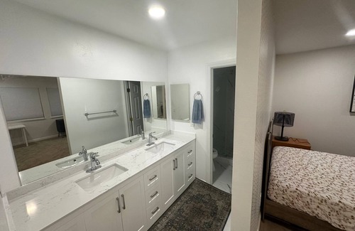 Rancho Bernardo Casa | Master bedroom-Rancho Bernardo