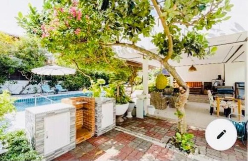 Ratsada Casa | Master Bedroom with private bathroom and kitchen