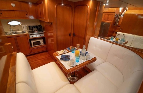 Poblats Maritims Alquiler De Eote | Master&Commander