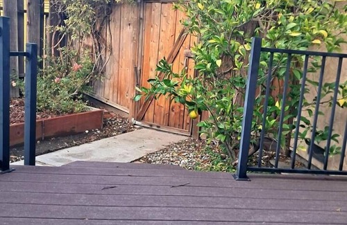 Pleasant Hill Casa | Master guest suite in Pleasant Hill
