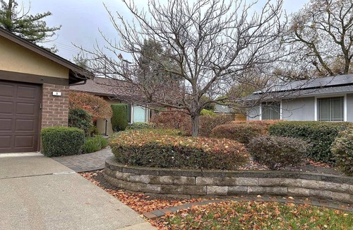 Pleasant Hill Casa | Master guest suite in Pleasant Hill