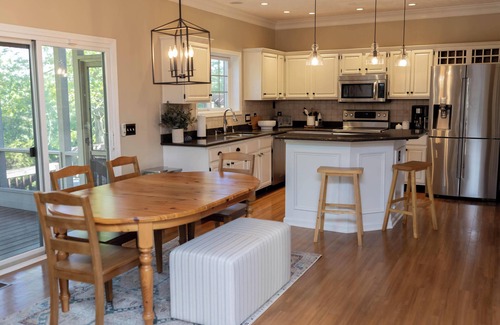 Fishers Casa | Master King Suite, Game Room, Private Backyard on Golf Course