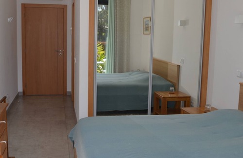 Penina Cama Y Desayuno | Master suite on Penina golf course, quiet and close to town centers and beaches