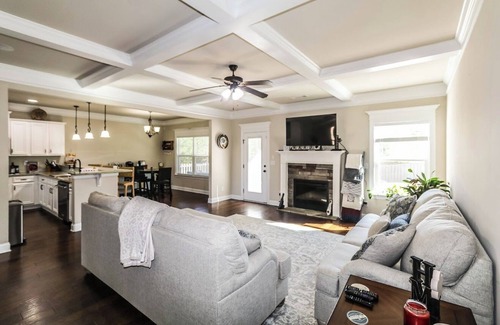 Evans Casa | Masters Rental 2025 - 4 bedroom, 3 bathroom - 7 miles to course