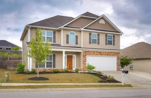 Evans Casa | Masters Week n4BR, 4 Beds, Sleeps 8, Evans, GA