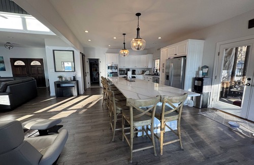 Lake Oconee Casa | Reunión de la familia perfecta para comer en el lago Oconee. 5 dormitorios con vistas al lago Ritz