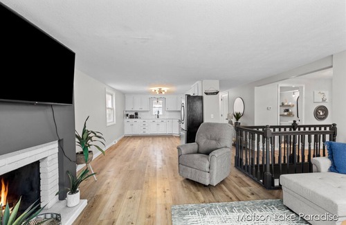 Smyrna Casa | Maston Lake Paradise-Sleeps 12-Lake Getaway! Sand Lake MI