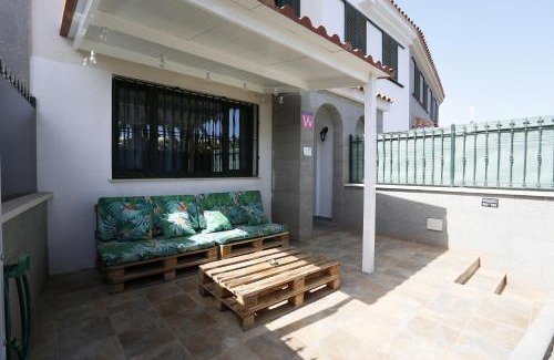 San Fernando Casa | Masvacation HR, 4Room, Terrace, Parking