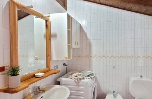Cassina Valsassina Apartamento | MAT Cassina p3 · Stylish attic in mountains