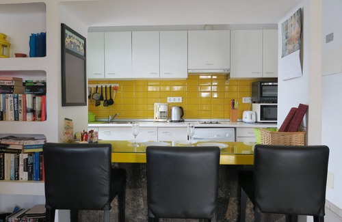Matagorda Casa | Gran bungalow superior reformado, jardín privado, frente al mar, piscina, aire acondicionado