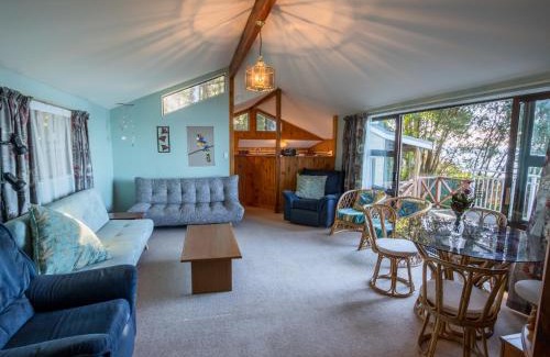 Collingwood Casa | Matai Cottage - Pakawau Bach