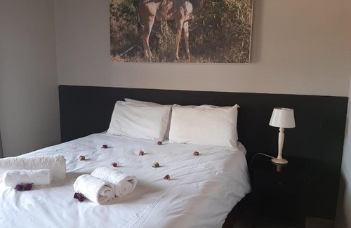 Roodeplaat Cabina | Matalatala Wildlife Lodge