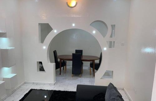 West Coast Division Apartamento | Matano Guest House