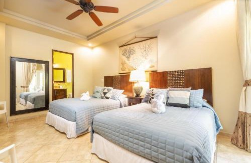Tamarindo Apartamento | Matapalo 101- 3 Bedroom Poolside Luxury Condo At Tamarindo