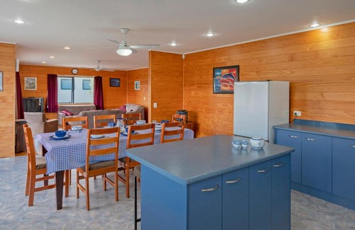 Matarangi Casa | Matarangi Escape - Matarangi Holiday Home