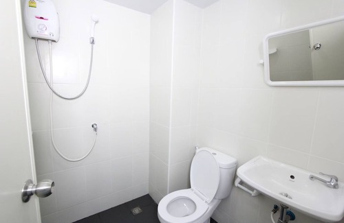 Khlong Kluea Hotel | Matasiri Residence