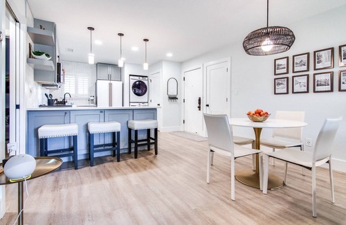 Wesley Chapel Condominio | Matchless Luxury III – Elegant 3BR Golf View Condo w/ Designer Kitchen, Smart TVs & Private Patio!