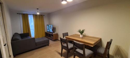 León Casa | Mateo's House
