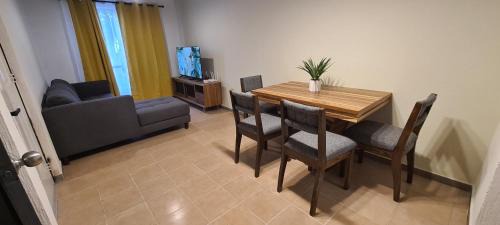 León Casa | Mateo's House