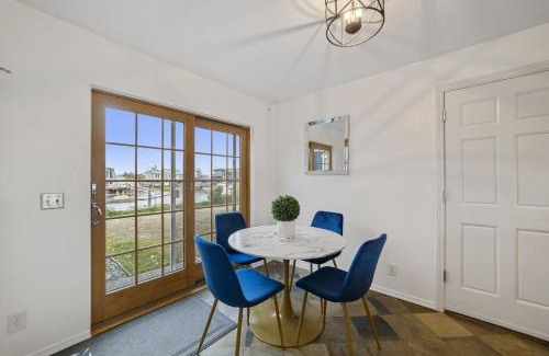Ferndale Casa | Matia Sandy Point Neptune Beach Private Dock