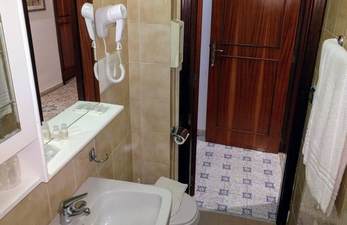 Sant'Angelo Casa | Matrimoniale ST-King-Ensuite with Shower